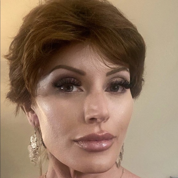 Tony of Beverly Hills short Auburn wig main image 8